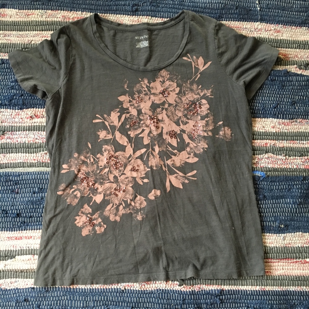 Merona Gray and Pink Floral Tee with Sequins - Picture 2 of 5